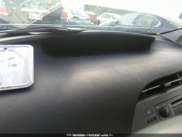 Toyota Prius Three