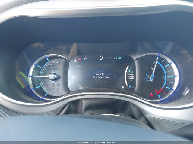 Chrysler Pacifica Limited