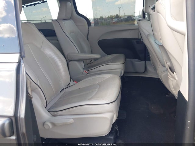 Chrysler Pacifica Limited