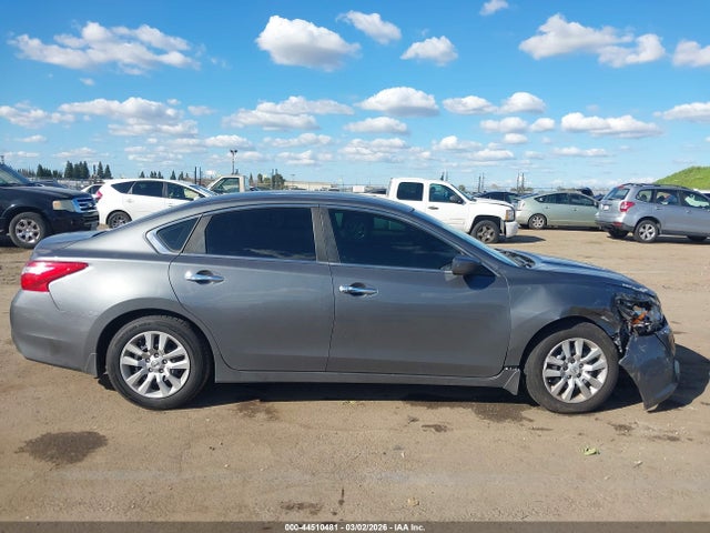 Nissan Altima 2.5 S