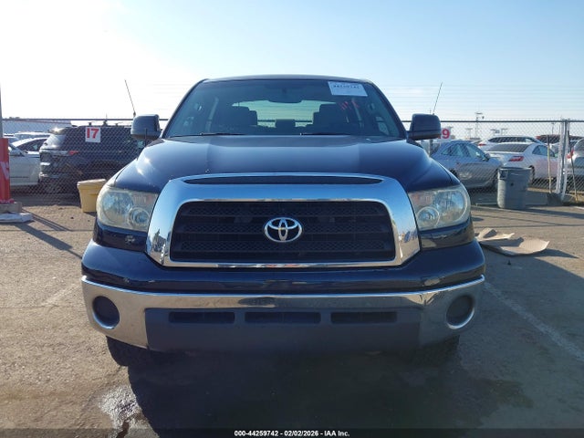 Toyota Tundra Sr5 5.7l V8