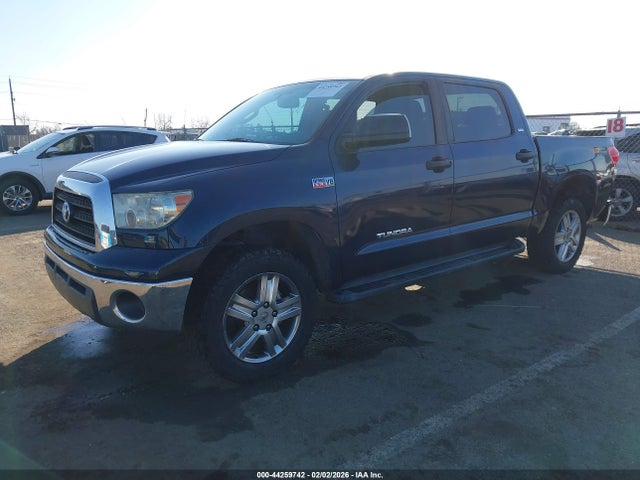 Toyota Tundra Sr5 5.7l V8