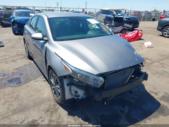 Salvage Kia Forte Image