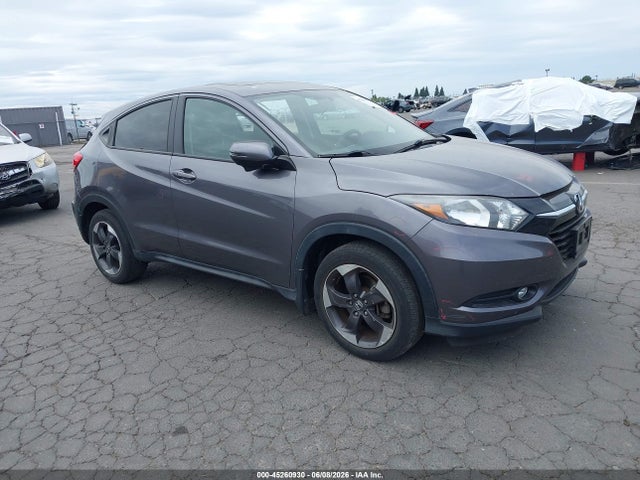 Salvage Honda HR-V Image