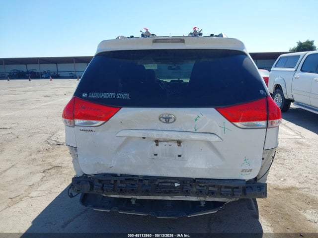 Toyota Sienna Xle V6 8 Passenger