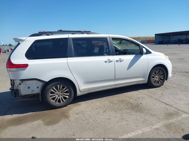 Toyota Sienna Xle V6 8 Passenger