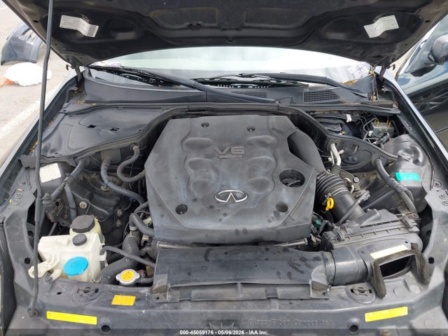 INFINITI G35 Luxury Leather