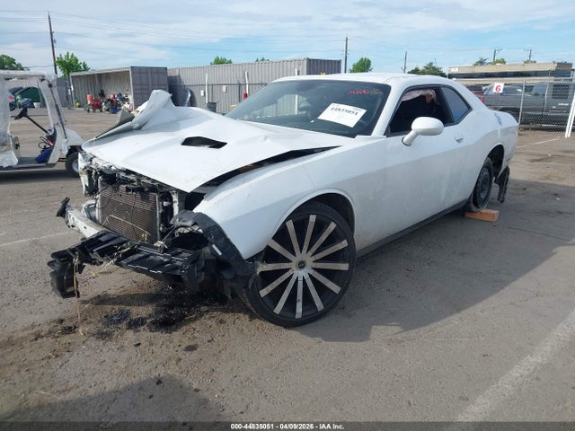 Dodge Challenger Sxt