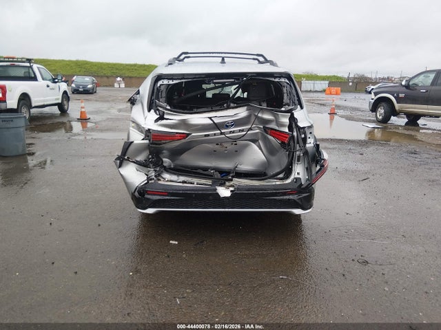Toyota Sienna Xse