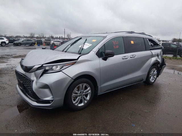 Toyota Sienna Xse
