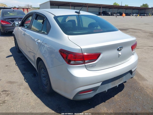 Kia Rio S