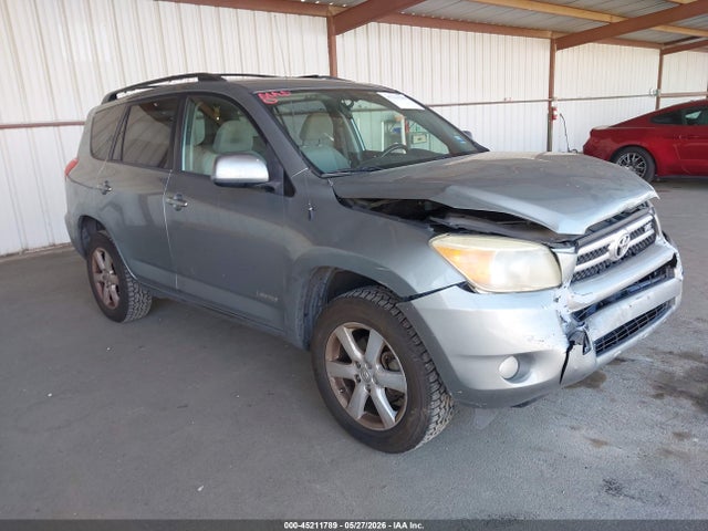 Salvage Toyota RAV4 Image