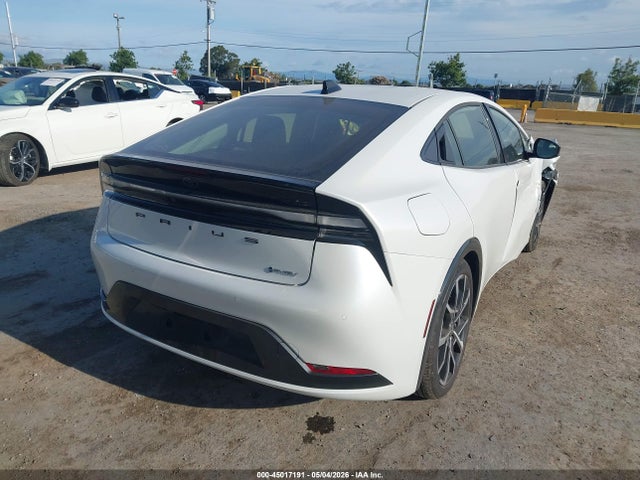 Toyota Prius Xse