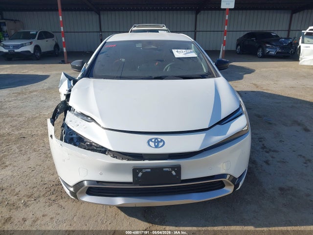 Toyota Prius Xse