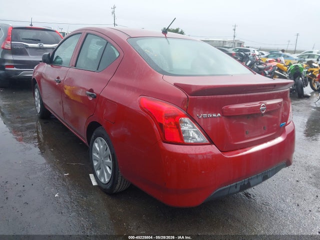 Nissan Versa 1.6 S+