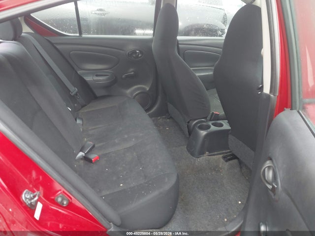 Nissan Versa 1.6 S+