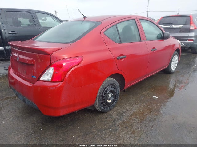 Nissan Versa 1.6 S+