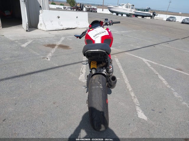 Ducati Monster 1110