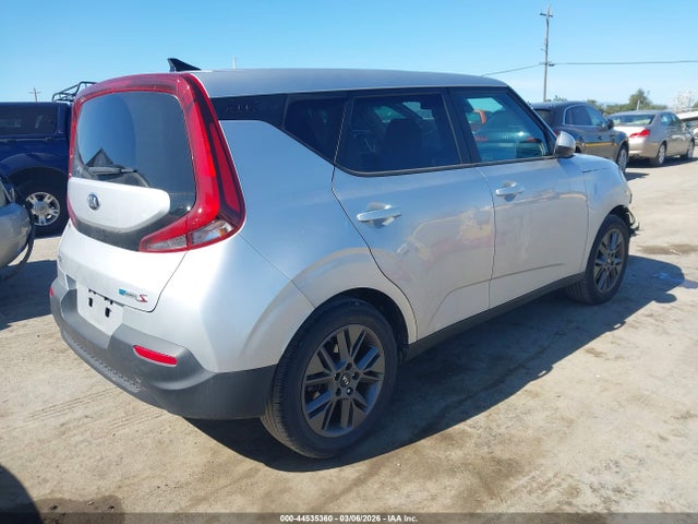 Kia Soul S