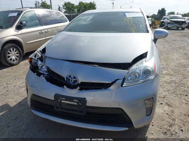 Toyota Prius Three