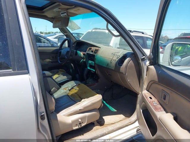 Toyota 4Runner Limited V6