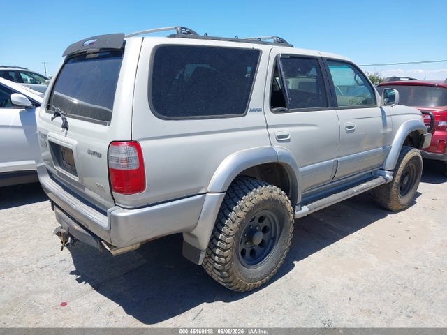 Toyota 4Runner Limited V6