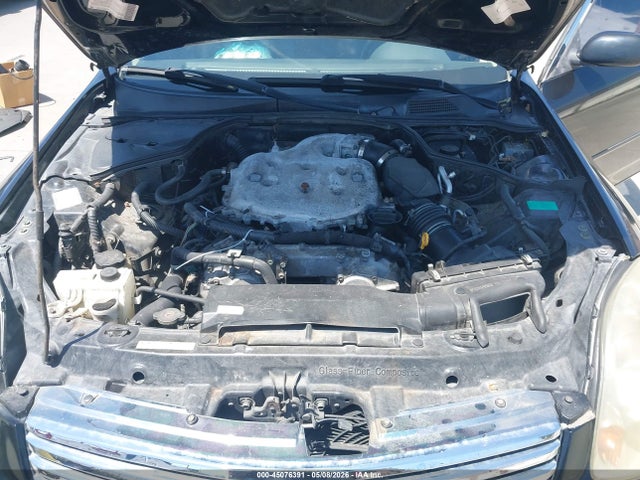 INFINITI G35 Luxury Leather