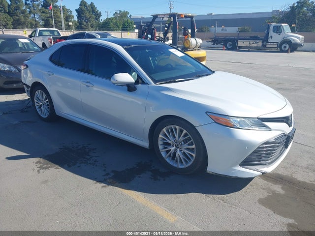 Salvage Toyota Camry Image