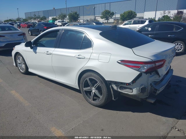 Toyota Camry Xle V6