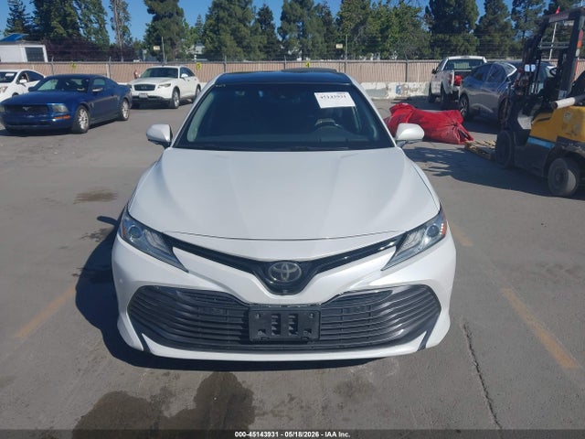 Toyota Camry Xle V6