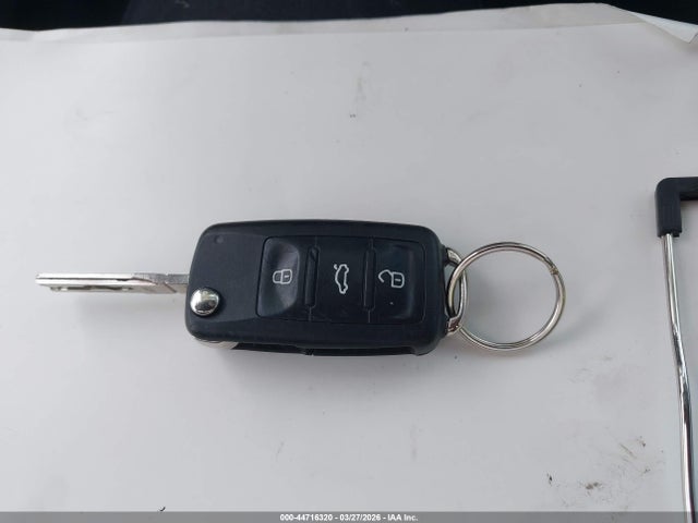 Volkswagen Passat 1.8t S