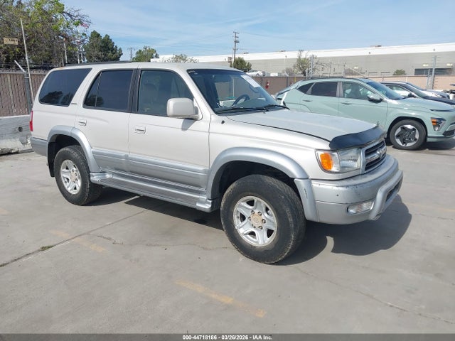 Salvage Toyota 4Runner Image