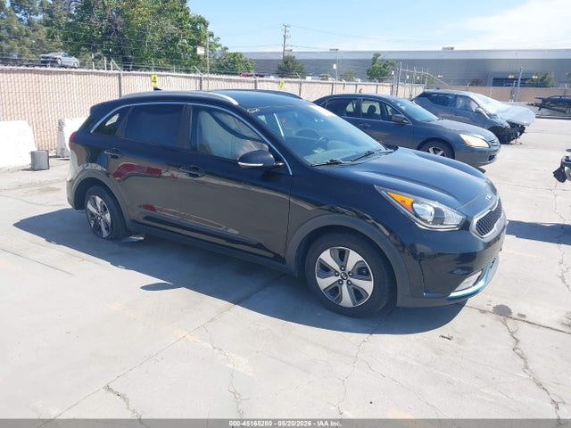 Salvage Kia Niro Image