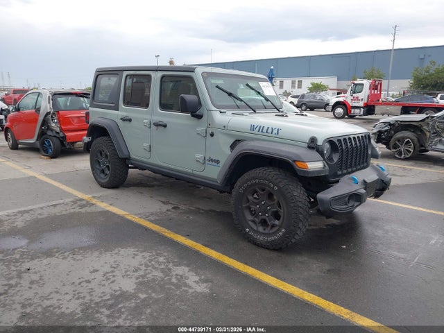 Salvage Jeep Wrangler Image