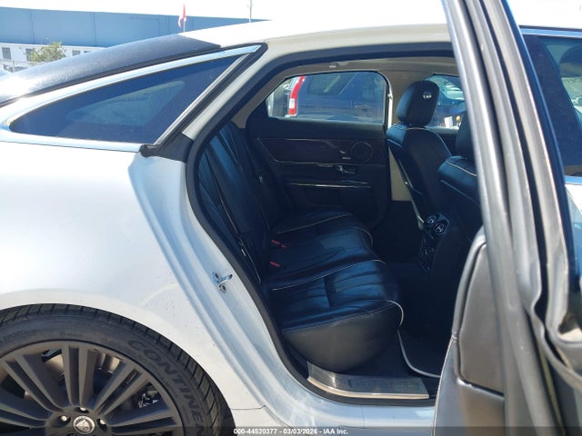 Jaguar XJ Supercharged