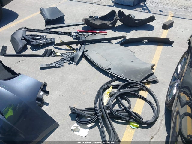 Tesla Model 3 Rear-wheel Drive