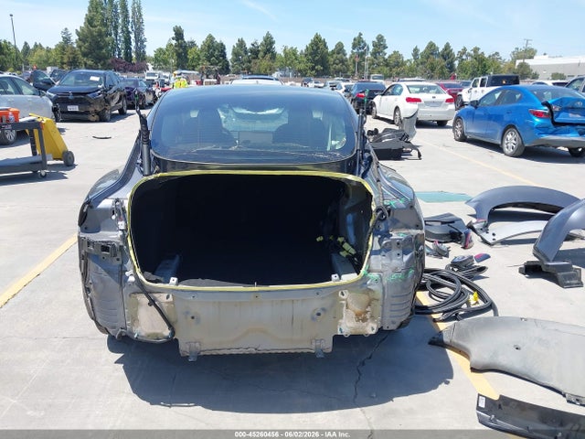 Tesla Model 3 Rear-wheel Drive