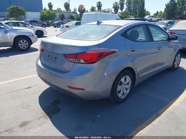 Hyundai ELANTRA Se