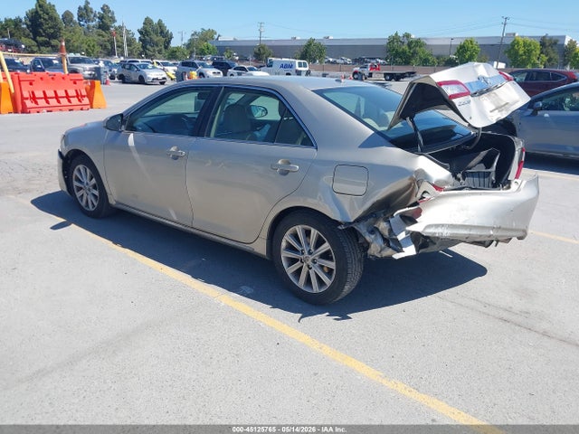 Toyota Camry Xle