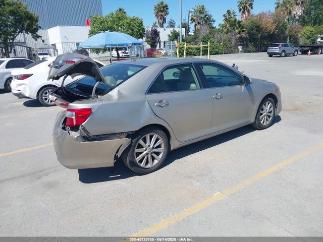 Toyota Camry Xle