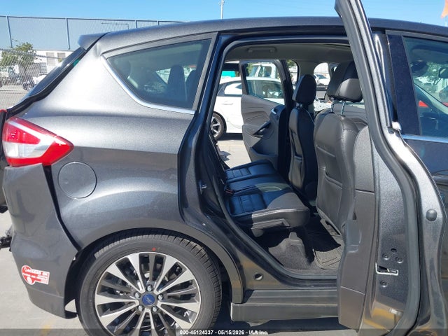 Ford C-MAX Energi Titanium