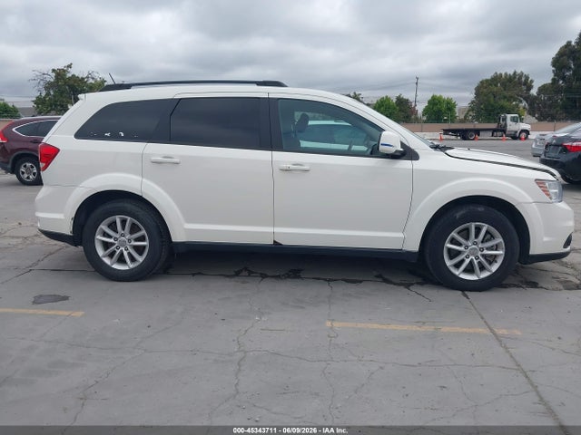 Dodge Journey Sxt