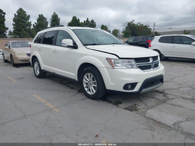 Salvage Dodge Journey Image