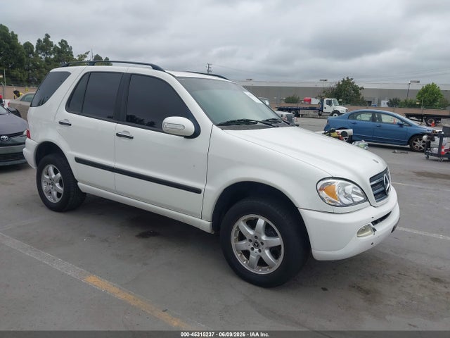 Salvage Mercedes-Benz M-Class Image