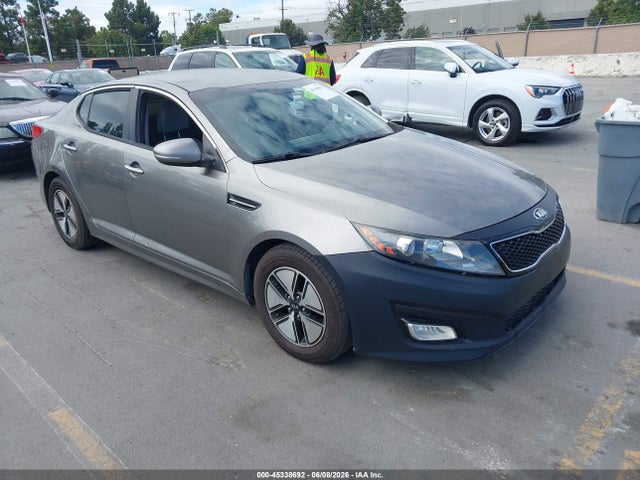 Salvage Kia Optima Image