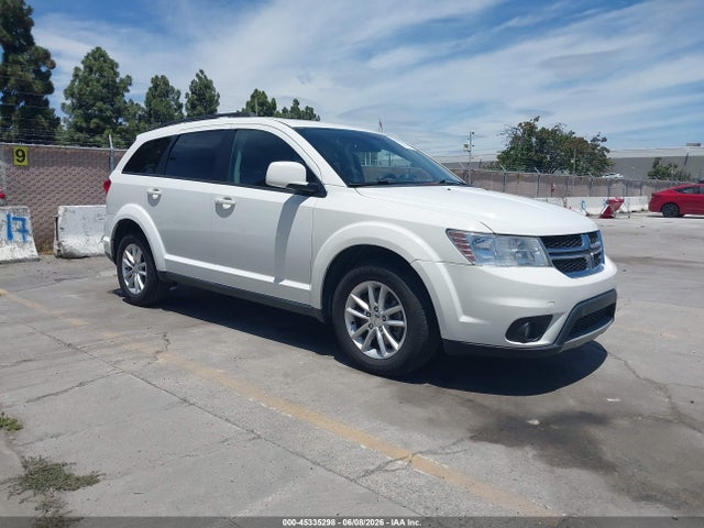 Salvage Dodge Journey Image