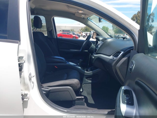 Dodge Journey Sxt