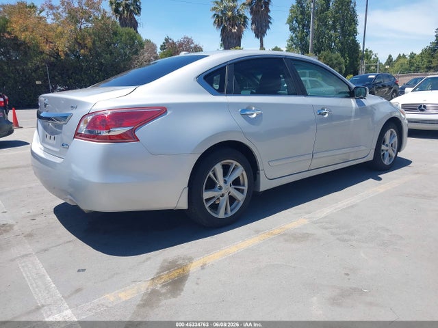Nissan Altima 2.5 Sv
