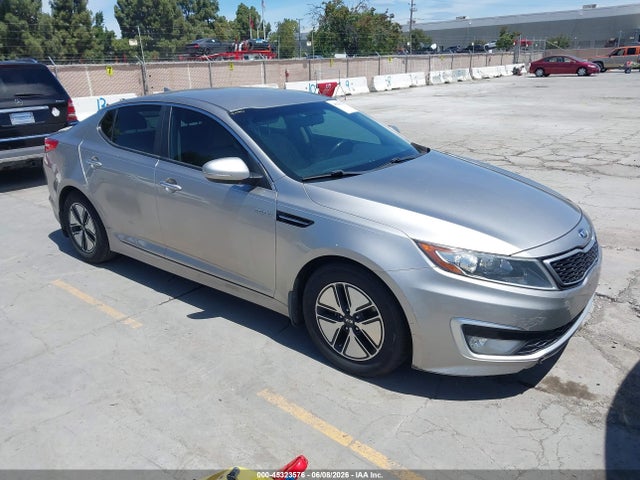 Salvage Kia Optima Image