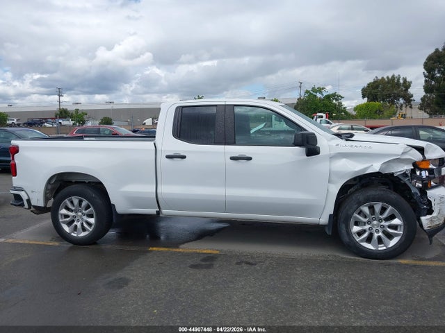 Chevrolet Silverado 1500 2wd  Standard Bed Custom